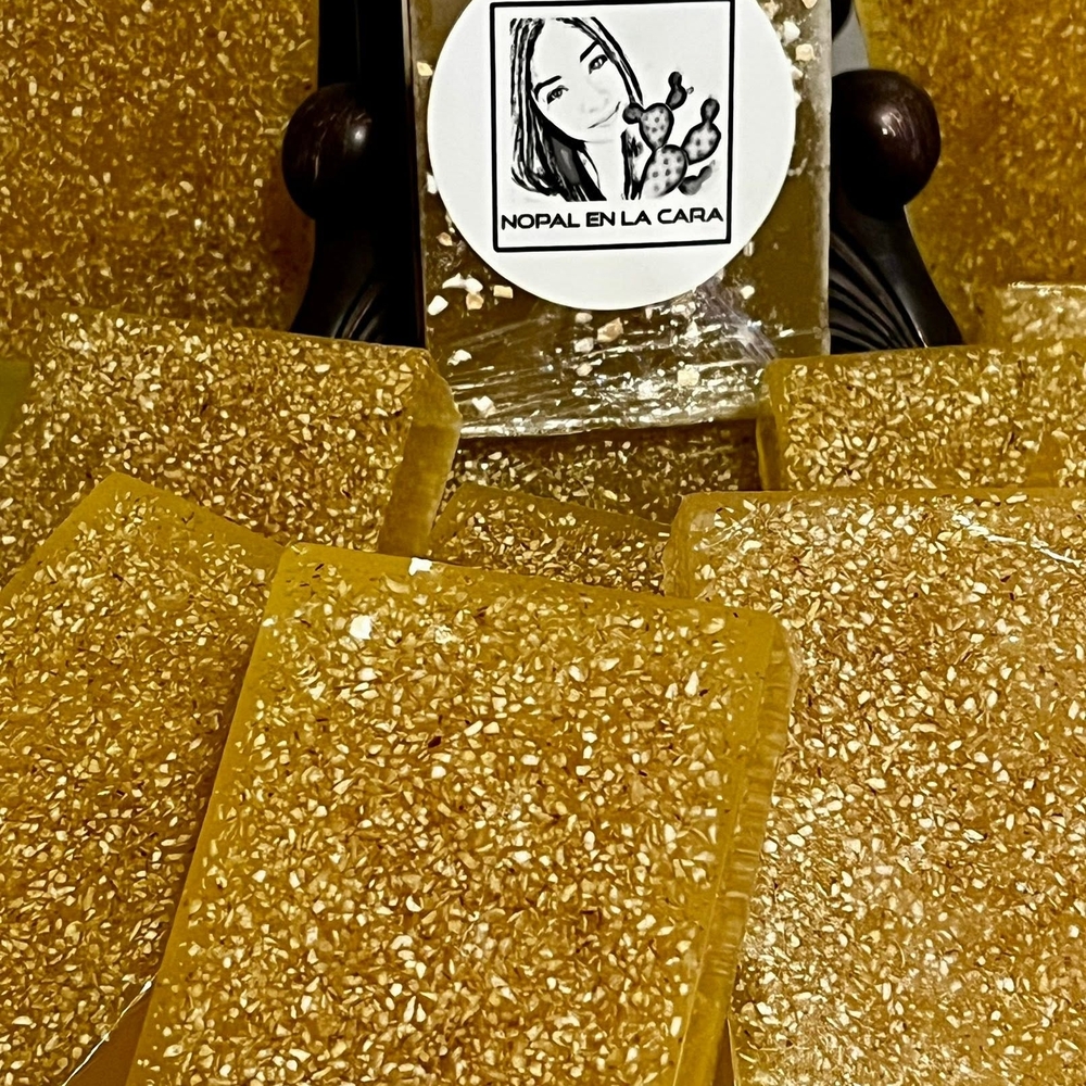 HANDMADE SOAP Oats and honey